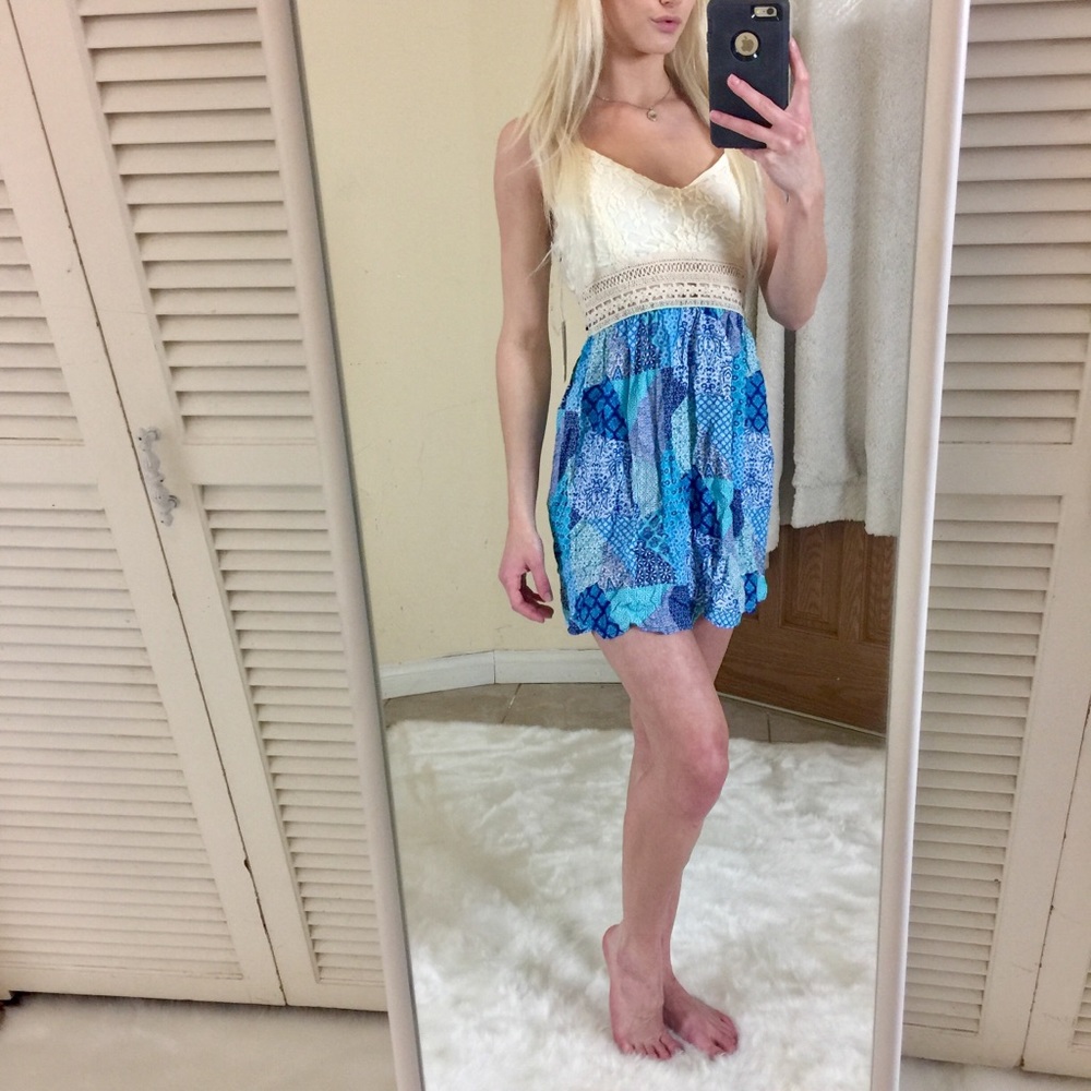 IRIS BASIC BOHO CHIC LACE & BLUE PRINT MINI DRESS